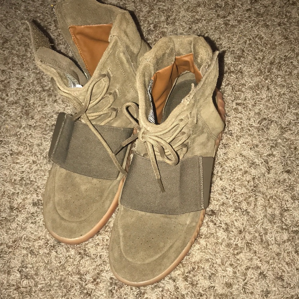 Yeezy 750 Chocolate Brown